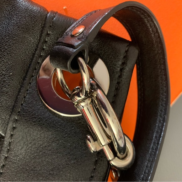 Coach “Ashley Leather Pleated Hippie Bag”Leather Purse Like New condition ❤️ - Picture 3 of 9